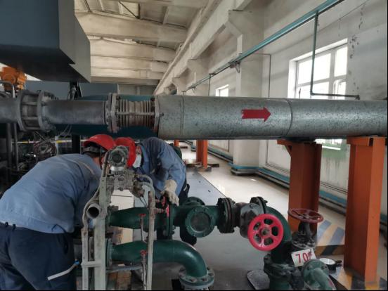 動力廠空壓一班清洗冷卻系統(tǒng)保障設備安全平穩(wěn)度夏